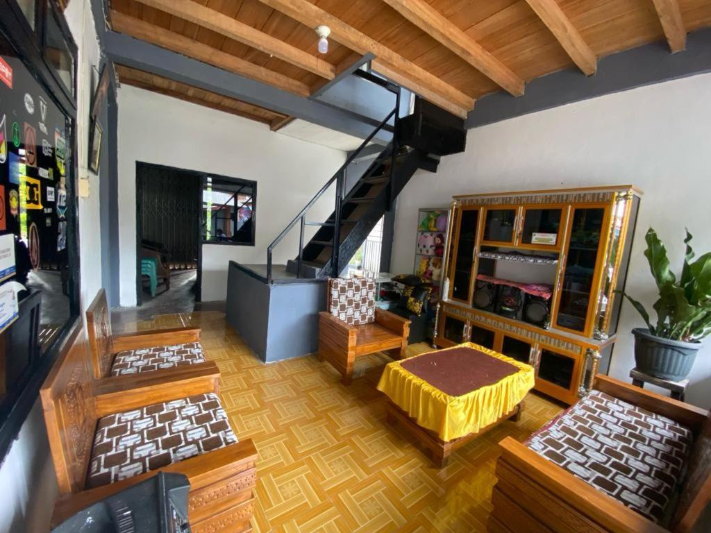 Krui Saejadi Surf And Stay Ngoại thất bức ảnh